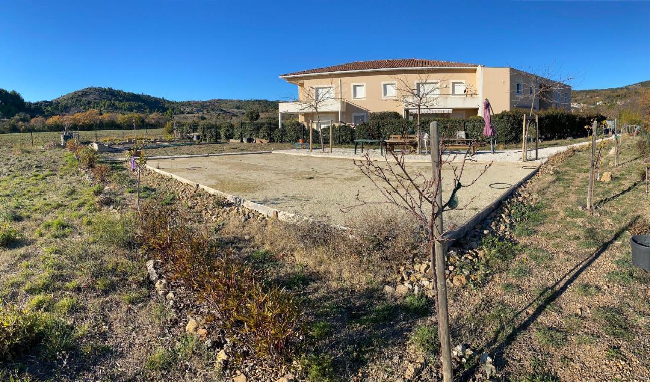 Appartement Entre Lac Et Mer Avec Piscine Péret Eksteriør billede